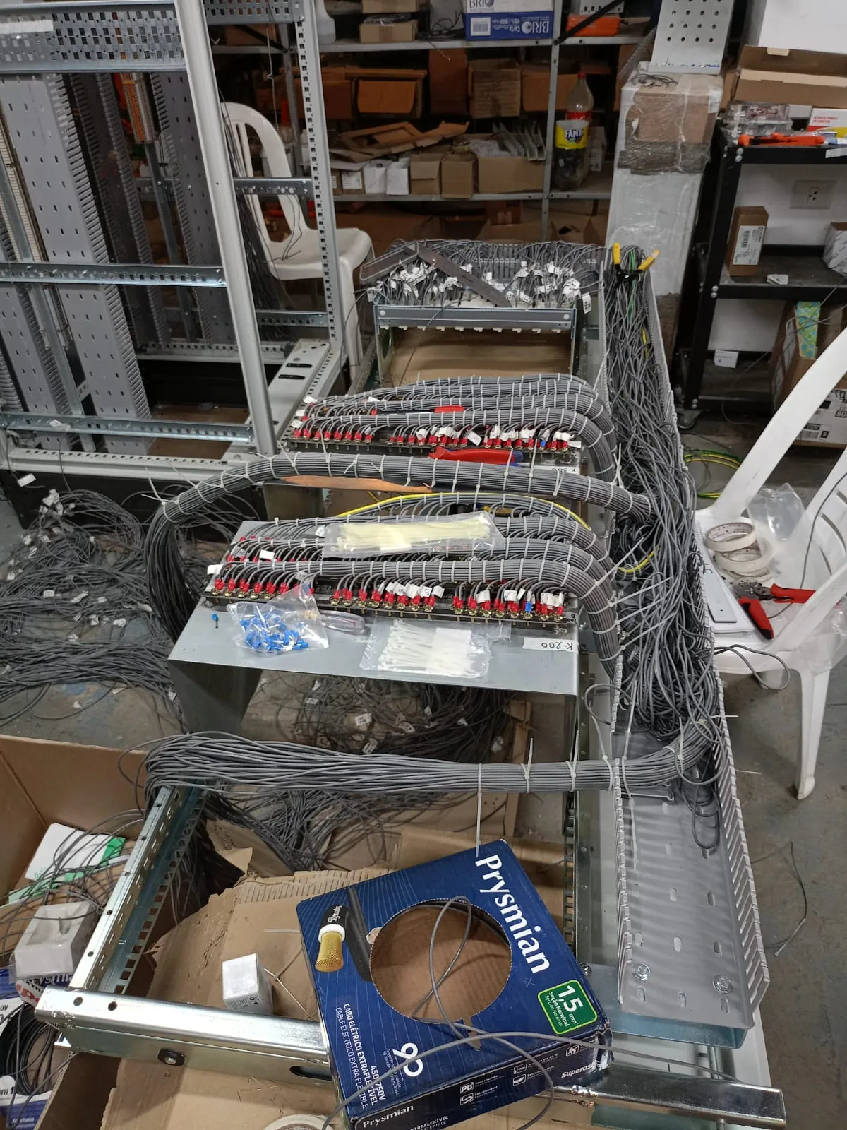 Provisión y Armado de Tableros de Control y Protección para la Subestación Tiquipaya — ELFEC